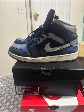 Nike Men's High-Top Sneakers in Navy, Gray, and Blue